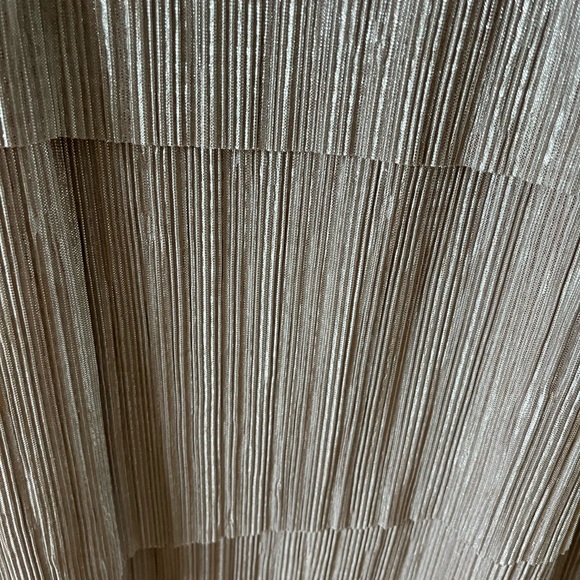 Teagan High Round Neck Tiered Pleated Gown - Picture 5 of 7